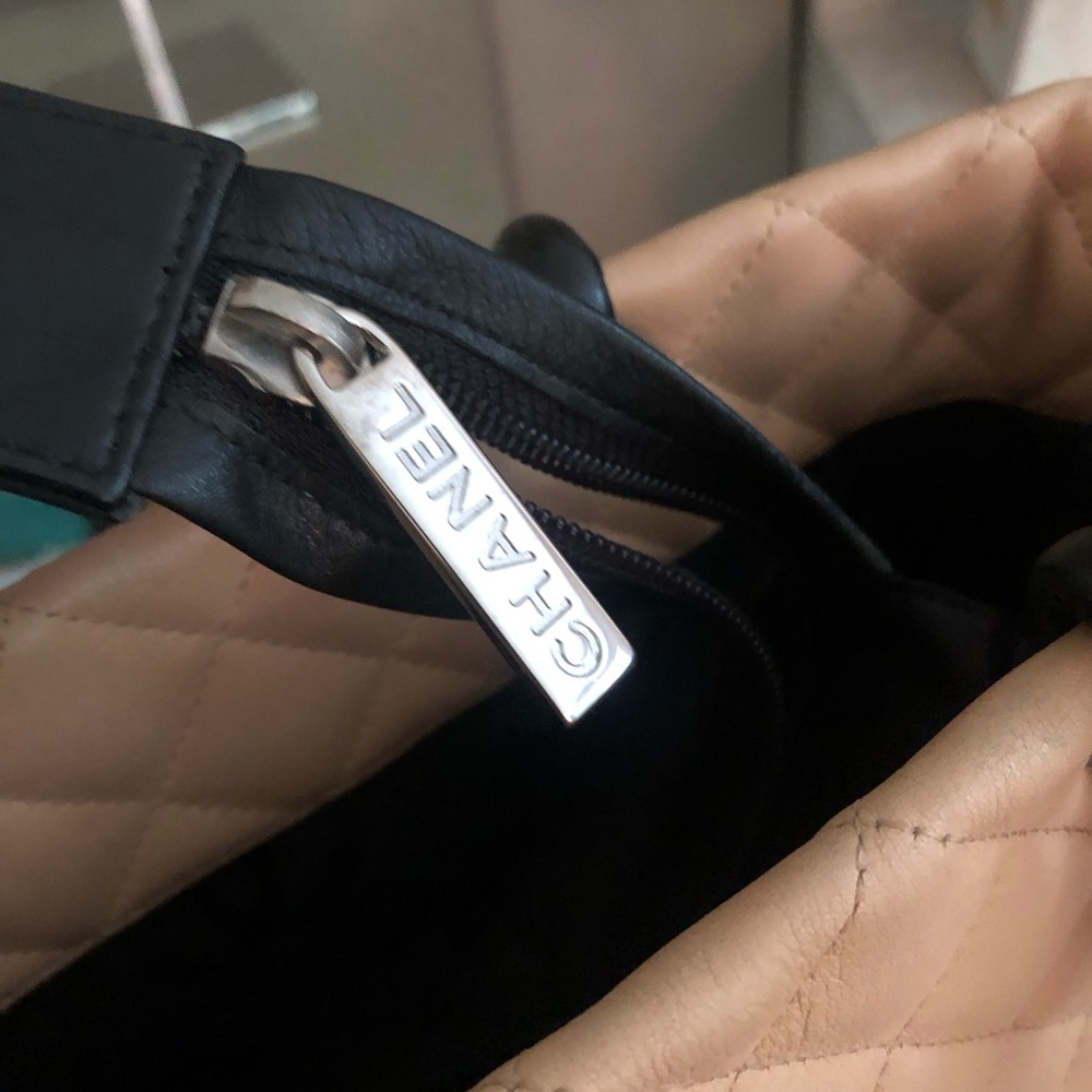 CHANEL iconic cambon bag - Picture 11 of 15